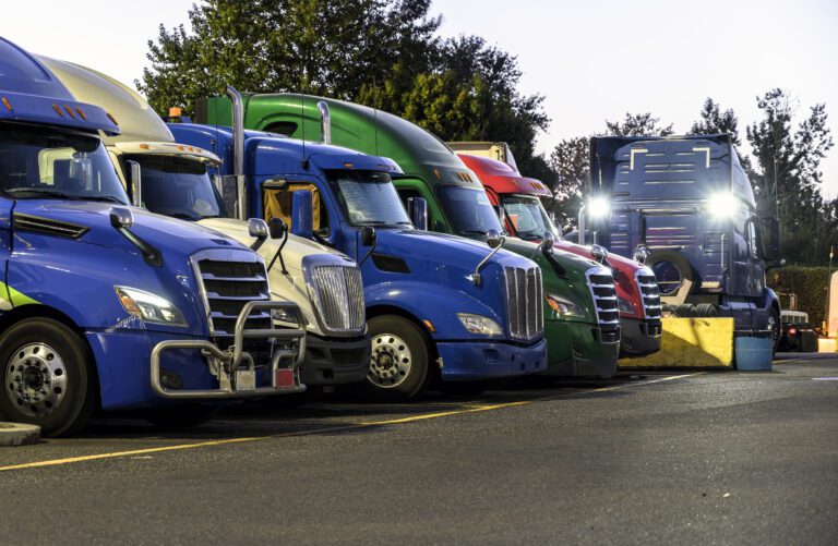 Tackling the Truck Parking Shortage: Tips for Finding a Place to Park Your Semi-Truck